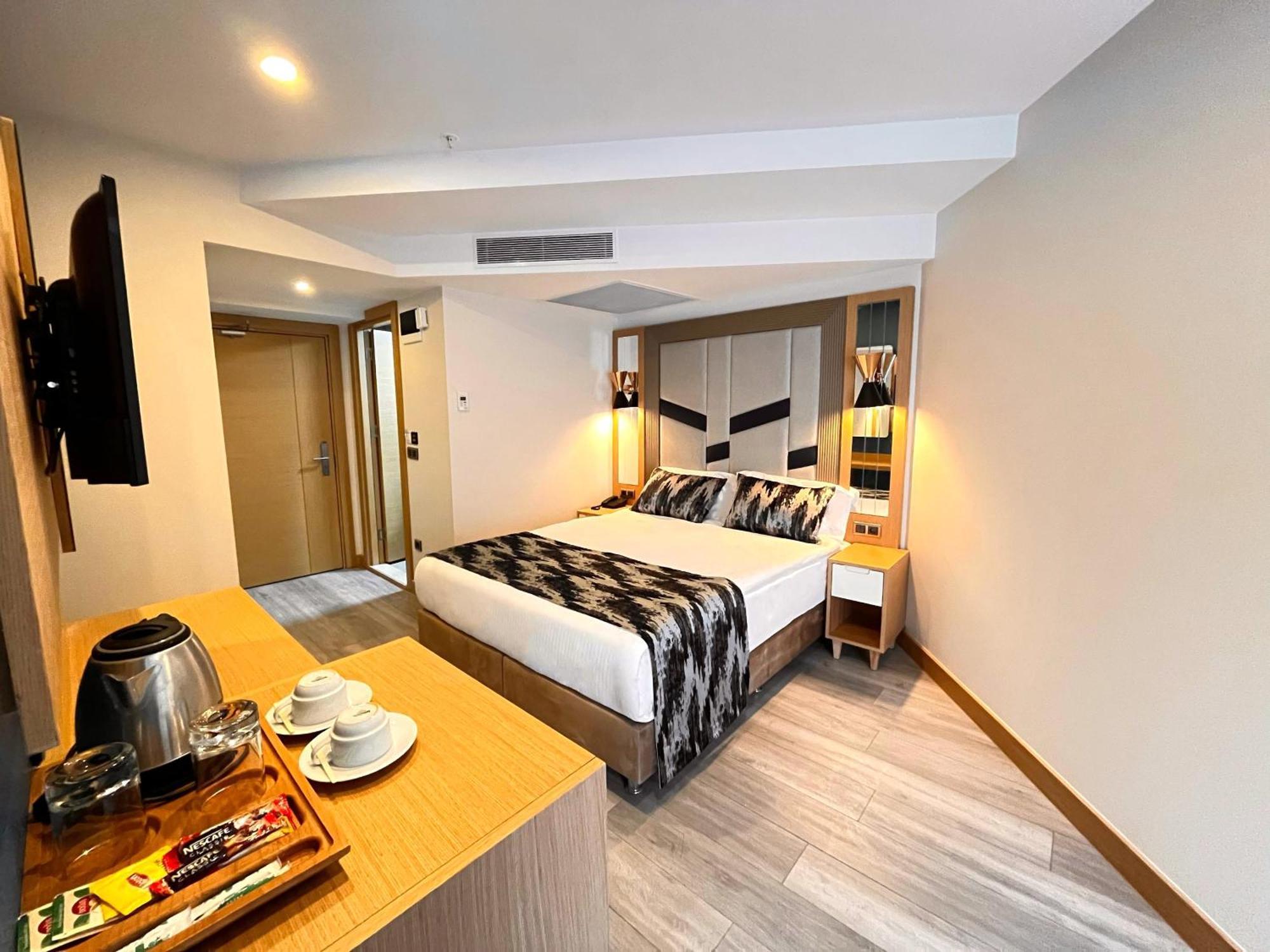 Downtown Sirkeci Hotel Istanbul Exterior photo