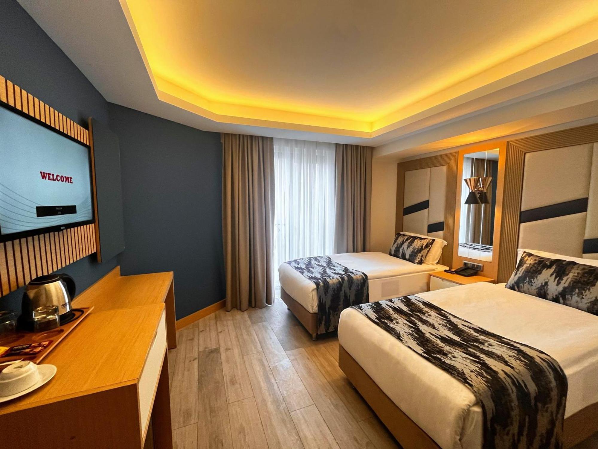 Downtown Sirkeci Hotel Istanbul Exterior photo