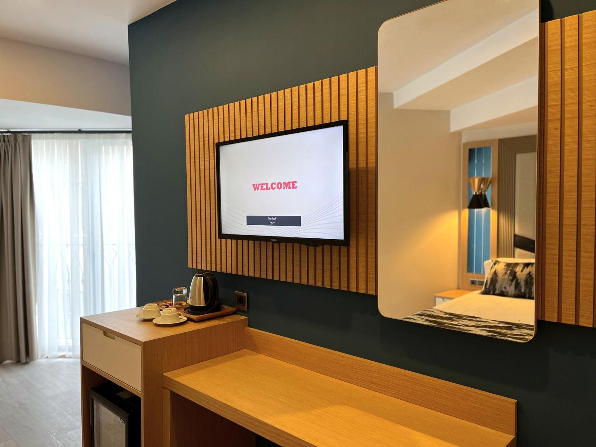 Downtown Sirkeci Hotel Istanbul Exterior photo